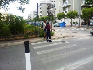 Trani, alla strettoia i segnali non bastano: da oggi c'è l'Anps per bloccare i furbetti del contromano