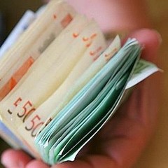 Aspettando il fitto casa, a Trani piovono sussidi: 15mila euro in due giorni per sessanta famiglie