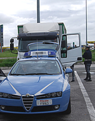 Trani, rapinato e sequestrato dalla 