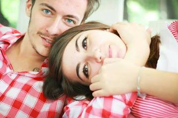 Trani, la storia emozionante di Diego e Laura pubblicata da Barinedita: il loro amore giovanissimo più forte del cancro