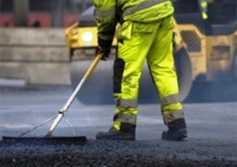 Riparazione delle strade di Trani, la gara slitta di una settimana: troppe richieste di chiarimenti al dirigente