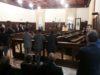 AGGIORNATO. Trani fra consiglio in corso ed elezioni 2017: il documento «corretto» della minoranza che non partecipa ai lavori