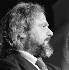 Il «professor» Negrogno boccia il sindaco di Trani: «Caro Gigi, per quello che dichiari, neanche il 18 ti darei»