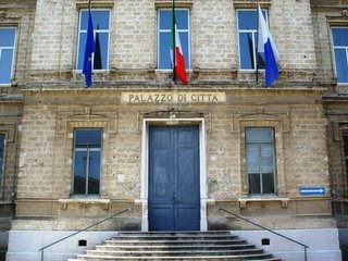 Comune di Trani, arriva il secondo dirigente a tempo pieno dell'Utc: emanato il bando di mobilità