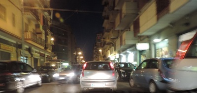 Caos in via Andria, pagano i bus: percorso deviato per quelli in arrivo a Trani. Di Lauro (Aisa): «Gravi rischi d'inquinamento in quel tratto»