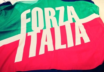 Bufera in Forza Italia, consiglieri ed assessori replicano a De Noia: «Non accettiamo critiche da chi ha, tuttora, pendenze giudiziarie»