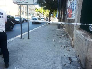 FOTO. Capannoni Ruggia, dai calcinacci che cadono all'area pullmann che ancora non c'è. Ed il Comune di Trani deve ancora riscattarli dal demanio