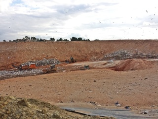 Caso discarica, oggi commissione ambiente in Regione e domani incontro a Trani promosso da Sel