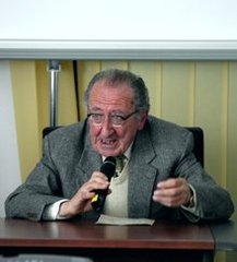 Raffaele Colapietra presenta il suo nuovo libro alla biblioteca di Trani. Appuntamento questa sera