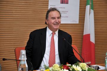 «Libere e a volte sfrontate»: Willy Pasini oggi a Trani per presentare il suo nuovo libro sull'universo femminile