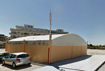 Trani, il comitato Stadio non gradisce le alternative a villa Guastamacchia: «Scuola lontana e tenda pericolosa»