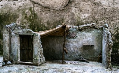 Trani, esposizione presepistica a cura dell'associazione Arsensum: mostra a cura di Conny Munno