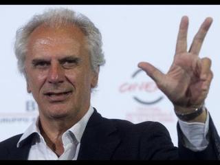 Cinema, sport ed Eleonora: oggi, a Trani, i «Tre tocchi» di Marco Risi. E la sala A dell'Impero sarà intitolata al papà, il grande Dino