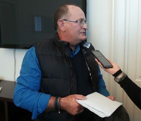 Onori a Costantino Baratta, cittadino di Trani modello: salvò dodici persone nel tragico naufragio di Lampedusa