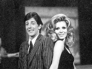 Trani rende omaggio a vino e Gaber: ogg evento a palazzo San Giorgio. In videoconferenza, Ombretta Colli