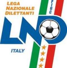 Una bottiglietta? 50 centesimi alla macchinetta, 300 euro allo stadio. Giudice sportivo: fermati Cioffi, Manzari e Sansonna