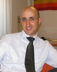 Barletta-Andria-Trani e Lecce si scambiano i direttori generali: Narracci da noi e Gorgoni in Salento