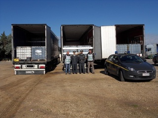 Trani, la Finanza scopre traffico di gasolio di contrabbando: 80mila litri di carburante che potevano servire per il pieno di 1300 auto