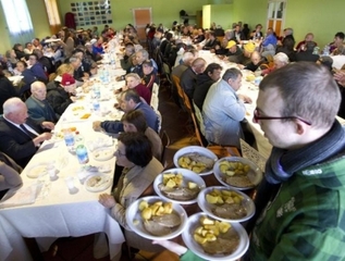 Trani, la Caritas e la mensa per i bisognosi. Sarà aperta anche la sera della vigilia di Natale
