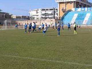 Vigor Trani - Giovinazzo: 1-0. Gol di Trotta. E Orizzonte para-rigore. Ultima gara dell'anno, tornano Martinelli e Cialdella