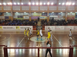 Strepitosa Juve Trani: sbanca Sarno per 94-87. Corvino mette a segno 35 punti