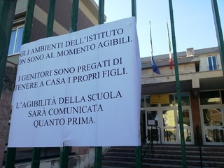 Trani, termosifoni spenti: la Bovio-Palumbo, oggi, resta chiusa