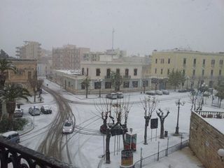 Neve a Trani, il sindaco reggente ringrazia. Capurso: «Protezione civile determinante per fronteggiare l'emergenza»