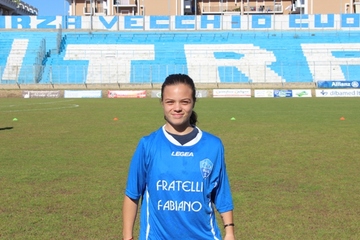 Calcio femminile: il Catania fa poker, battuta l'Apulia Trani. L'arbitro allontana l'intera panchina tranese