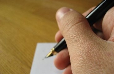 Trani dimissionaria, altre dieci per rimanere in dieci e sciogliere il consiglio. Ministero e Prefettura non diranno nulla fino al 19 gennaio