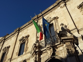 Un prefetto e due sub commissari: una possibile triade nelle prossime ore a Trani