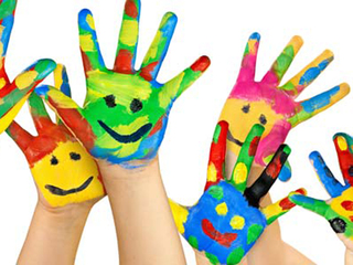 A Trani s'inaugura il reparto di «animazione»: corsi per tutti dal 7 febbraio a «Su le mani-che»