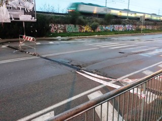 FOTO. Trani, via Falcone sarà «grata» a chi si ricorderà di lei