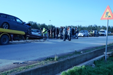 Grave incidente sulla Trani-Andria: muore 59enne. Due feriti