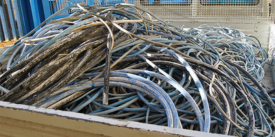 Trani, «vai col rame»: otto chilometri rubati in due giorni. Un'autentica squadra di professionisti