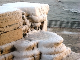 Scuole chiuse anche a Trani? Eccesso di zelo. Il commissario: «Il tempo potrebbe fortemente peggiorare»