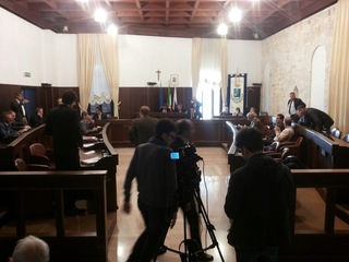 Resocontazione del consiglio comunale di Trani, la gara scade oggi