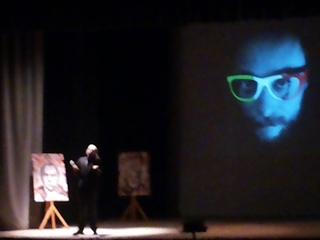 Pinuccio chiama Trani e la città risponde ridendo. In sala mezzo Consiglio comunale dimissionario