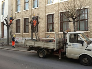 La Re Manfredi contro l'ex sindaco di Trani: «Siamo creditori di 614mila euro, senza quei soldi non possiamo andare avanti»