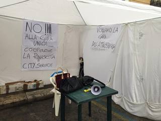Trani, aggiungi un posto sotto il Comune: da oggi protestano anche le cooperative La rinascita e City service