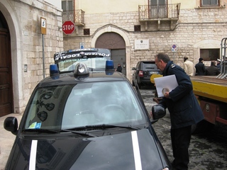 Auto confiscate: due vanno alla Polizia locale di Trani, che ne aveva restituite tre per fine noleggio