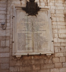 Moti del 1799 a Trani, questa sera omaggio ai martiri per sensibilizzare la valorizzazione della lastra loro dedicata