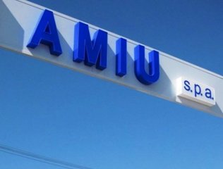 Ricerca delle responsabilità all'Amiu, il Comune di Trani incarica il professor Bracciodieta: «I procedimenti sono ben più d'uno»