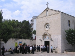 Trani, mese mariano: il programma degli eventi in corso di svolgimento alla Madonna dell'Apparizione