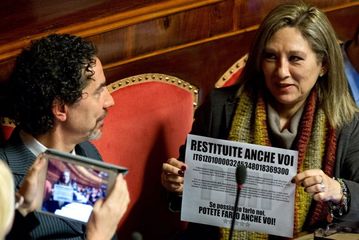 Trani 2015, stamani Daniela Donno in piazza per il Movimento 5 stelle