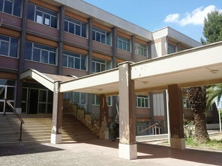 Mezzo Tribunale di Trani con le valigie pronte: ben quattro sezioni si trasferiscono al De Bello. «No» degli avvocati. Tutti i dettagli