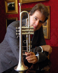 Trani riabbraccia Michael Supnick: in concerto questa sera al Dino Risi