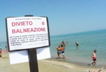 Balneazione 2015 nella Bat: allarme a Barletta e Margherita, bene Bisceglie