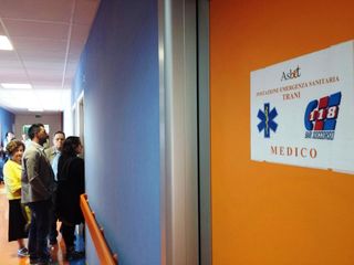 Ospedale di Trani, il 118 al secondo piano: «Arriveremo all'ambulanza con tre minuti e mezzo di ritardo». Narracci: «Presto avranno sede nel nuovo pronto soccorso»