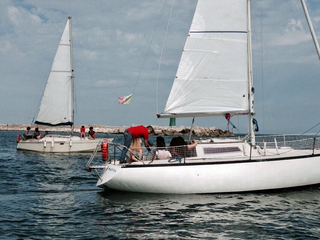 Lega navale e Liceo scientifico uniti dal mare: domani la presentazione del progetto scuola-vela
