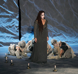 La scuola a teatro: questa sera il Liceo classico di Trani porta in scena Macbeth all'Impero